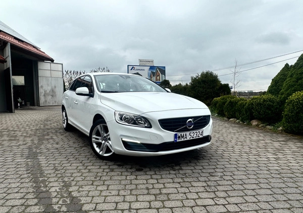 Volvo V60 cena 45400 przebieg: 195222, rok produkcji 2016 z Ostrołęka małe 121